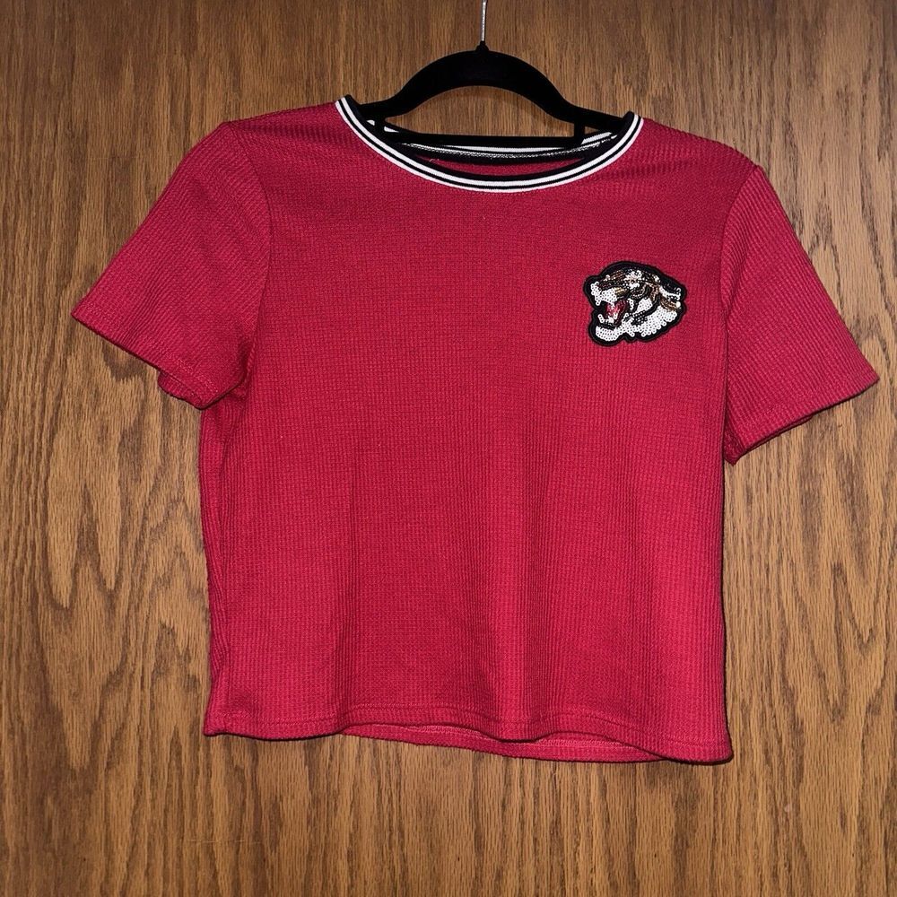 Hollister Women's Red Round Neck Cap Sleeve Pullover Blouse Top‎ Size Medium